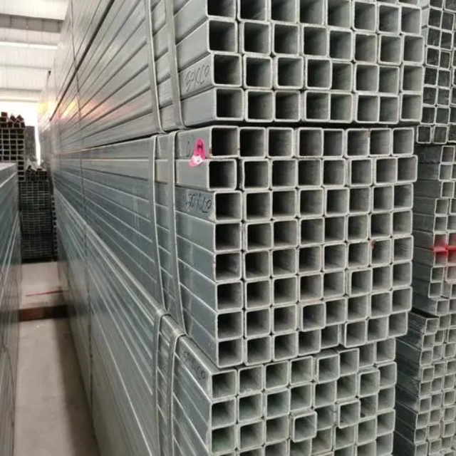 湾里小口径无缝方矩管